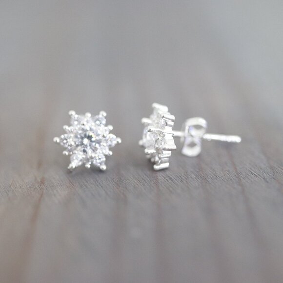 S925 1cttw Clear Center Diamond AAAAA CZ Snowflake Style Stud Earrings Sterling - Picture 2 of 3